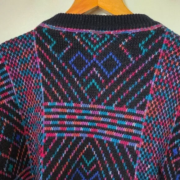 VINTAGE MULTICOLOR GEOMETRIC PATTERN CREW NECK PULLOVER SWEATER MEDIUM - Picture 8 of 13